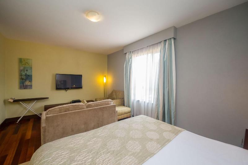 Taarifa Suites by Dunhill Serviced Apartments image
