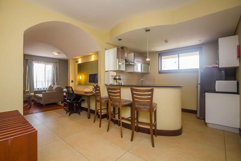 Taarifa Suites by Dunhill Serviced Apartments image