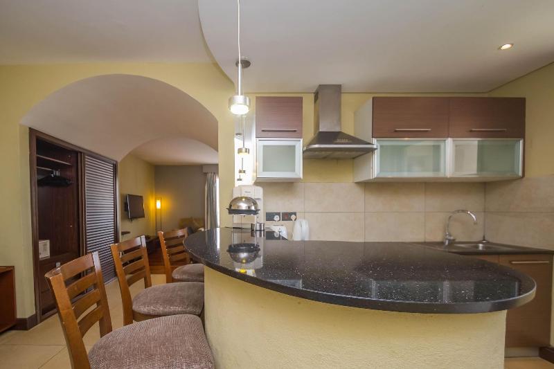 Taarifa Suites by Dunhill Serviced Apartments image