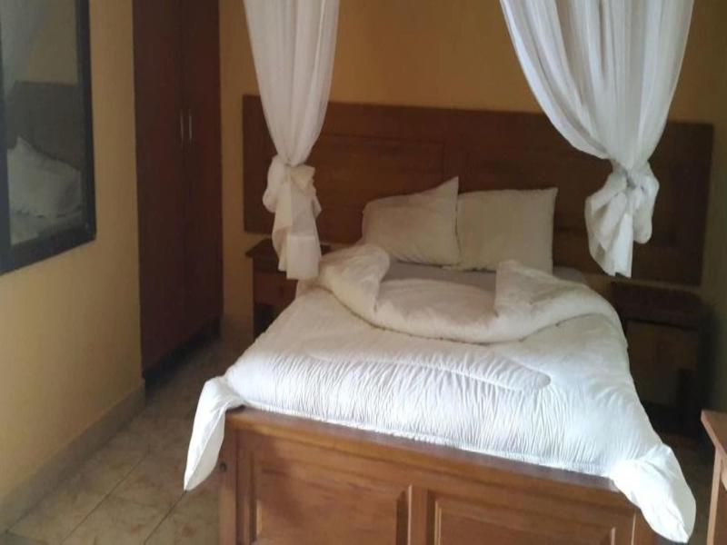 County Villa Hotel image