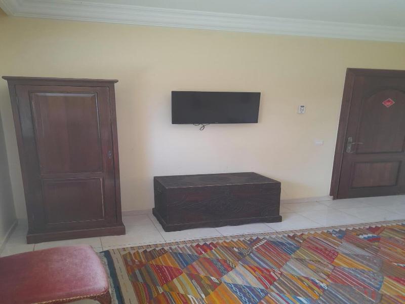 Riad Tanjil image