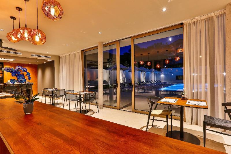 Avanti Hotel & Spa image