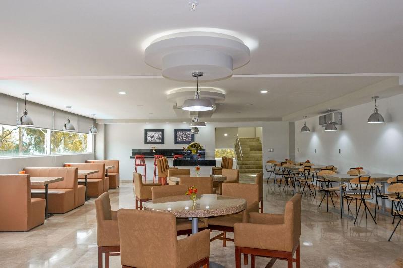 Hotel 5 Inn Plus image