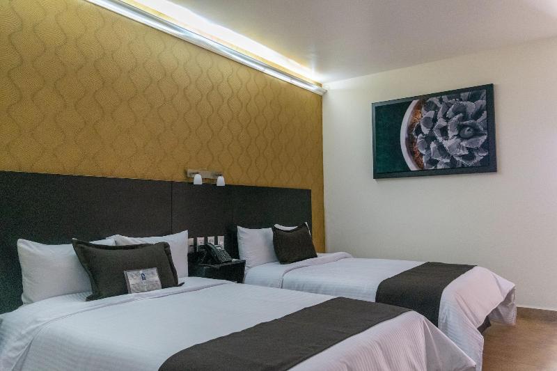 Hotel 5 Inn Plus image