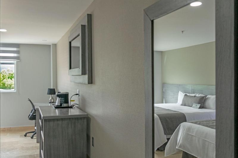 Hotel 5 Inn Plus image