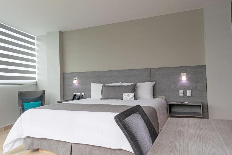 Hotel 5 Inn Plus image