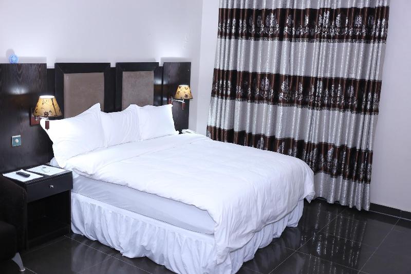 Aliz Ambruz Hotel image