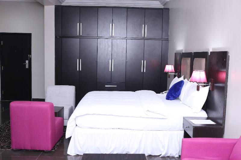 Aliz Ambruz Hotel image