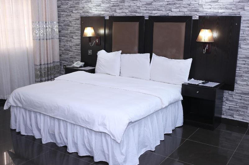 Aliz Ambruz Hotel image