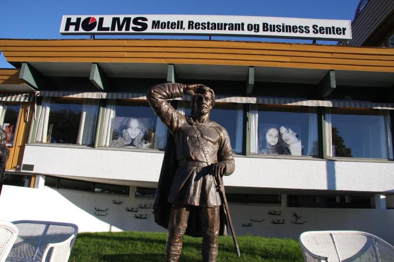 Holms Motell image