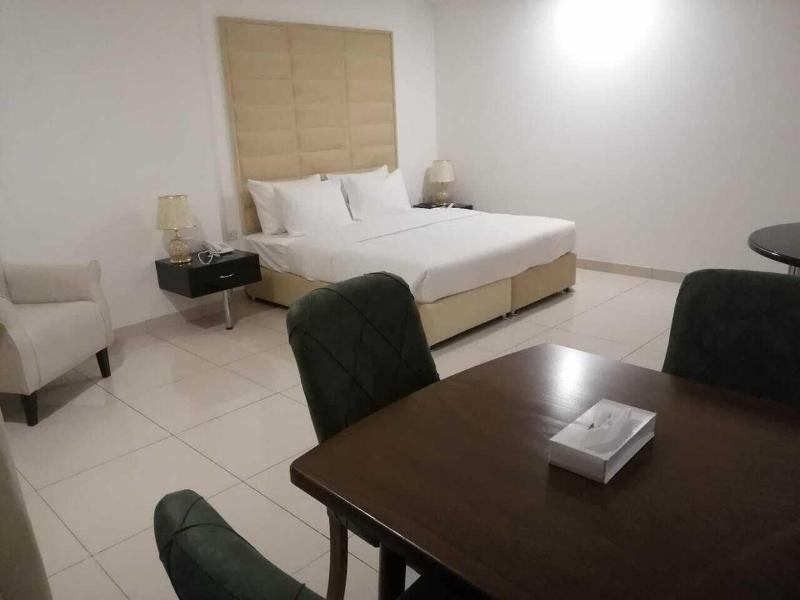 Parkside Plaza Hotel - Muscat image