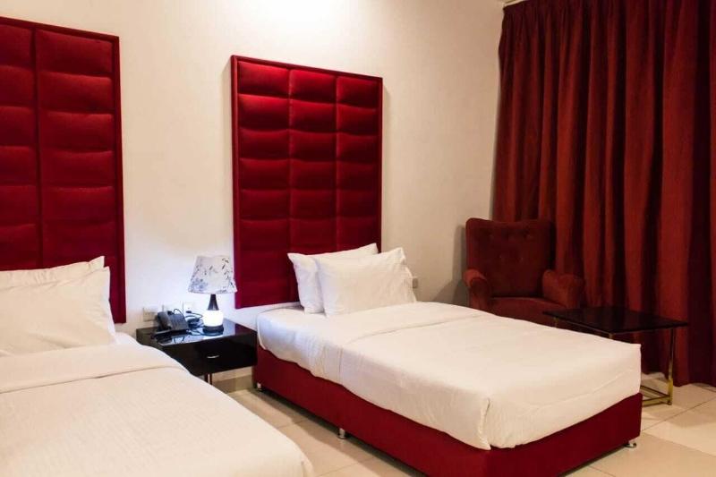 Parkside Plaza Hotel - Muscat image