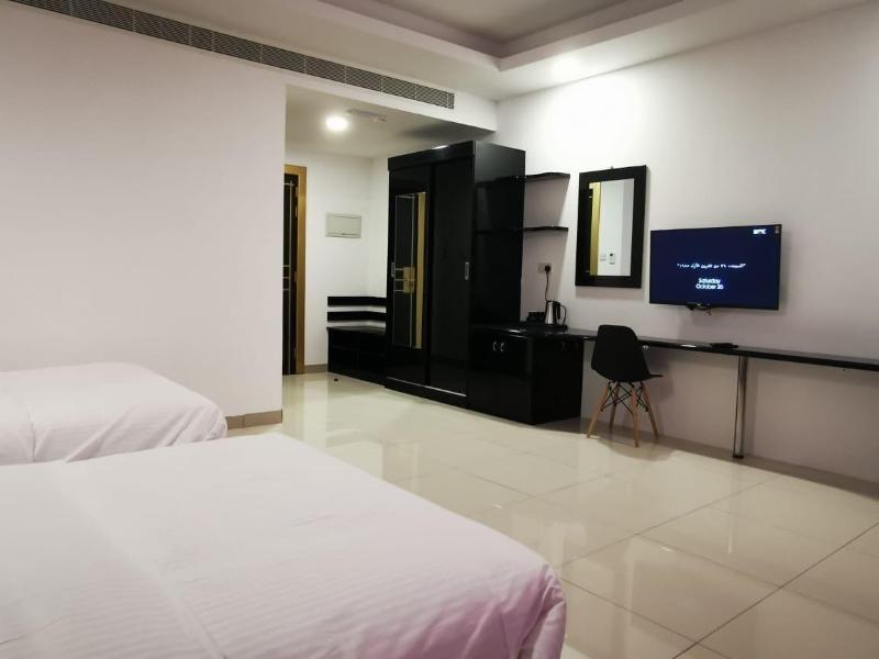 Parkside Plaza Hotel - Muscat image