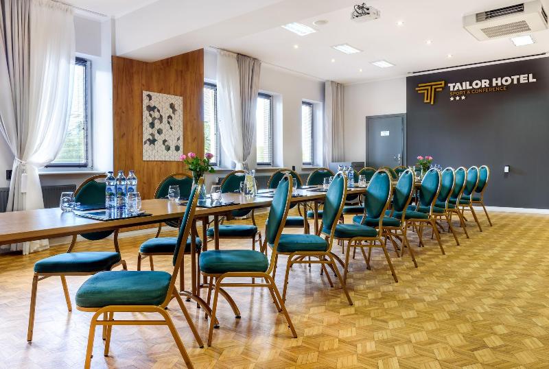 Tailor Hotel Sport & Conference