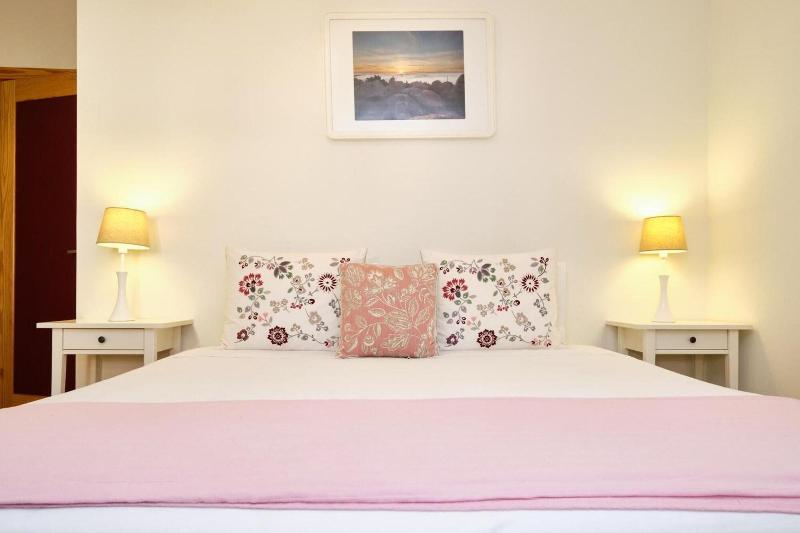 Sintra Bliss A Part image