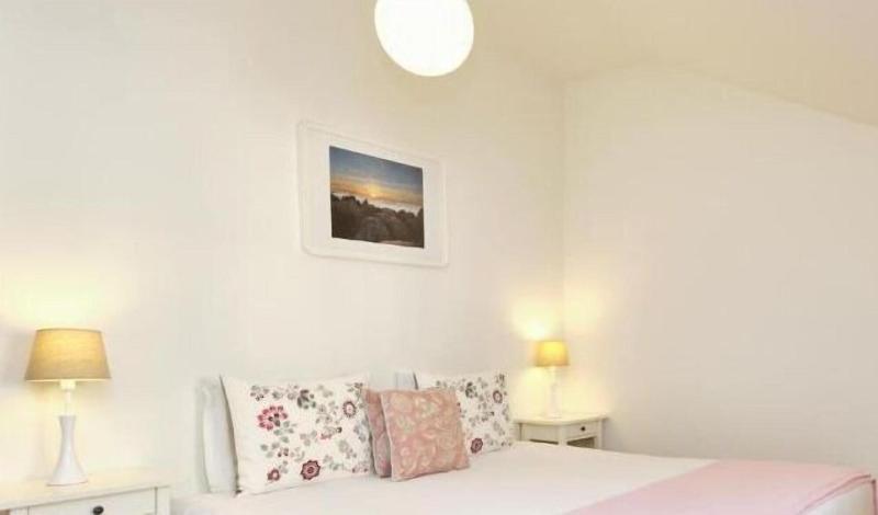 Sintra Bliss A Part image
