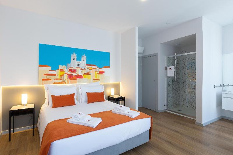 Serra do Pilar Porto Suites image