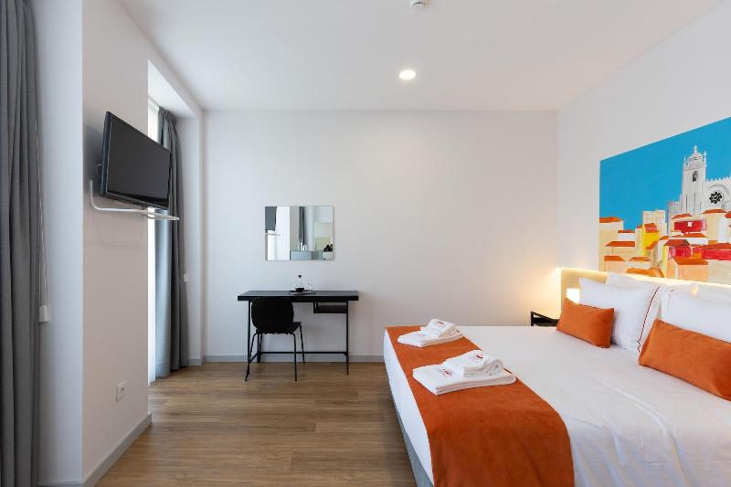 Serra do Pilar Porto Suites image