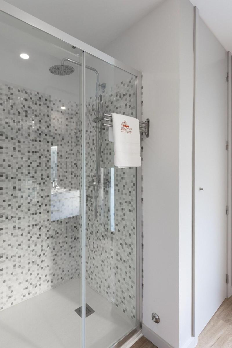 Serra do Pilar Porto Suites image