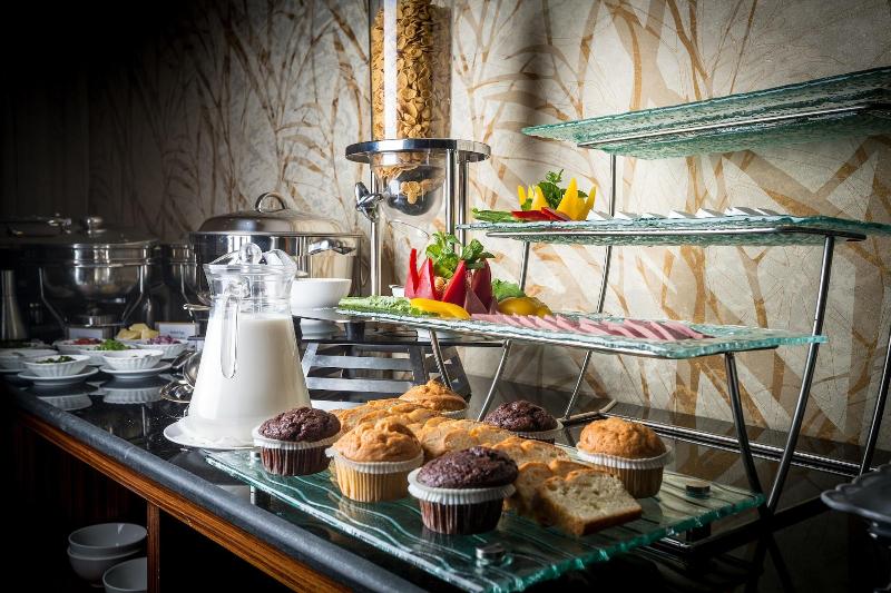 Sun Park Hotel Suites image