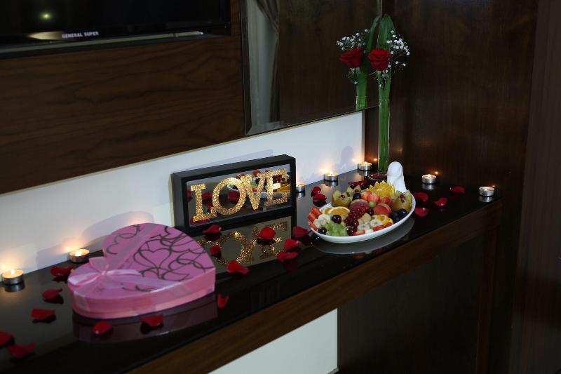 Sun Park Hotel Suites image