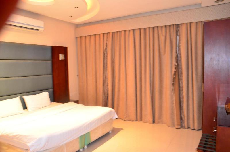 Silent Room 3 image