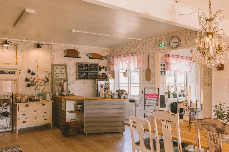 Farmlodge image