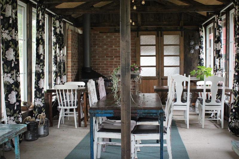 Farmlodge image