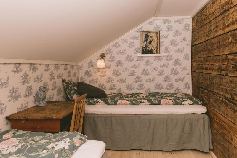 Farmlodge image