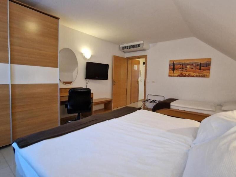 Pr Klaudiji Guest House Bled image