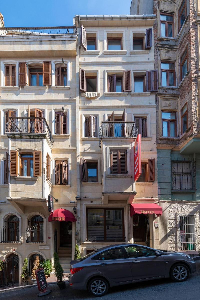 Opera House Hotel image