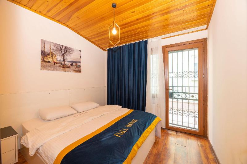 Opera House Hotel image