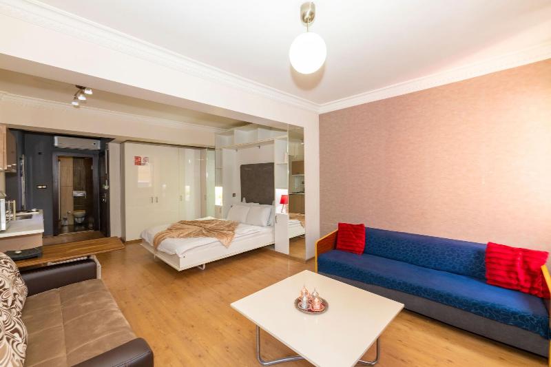 Opera House Hotel image