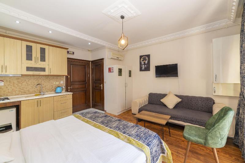 Opera House Hotel image