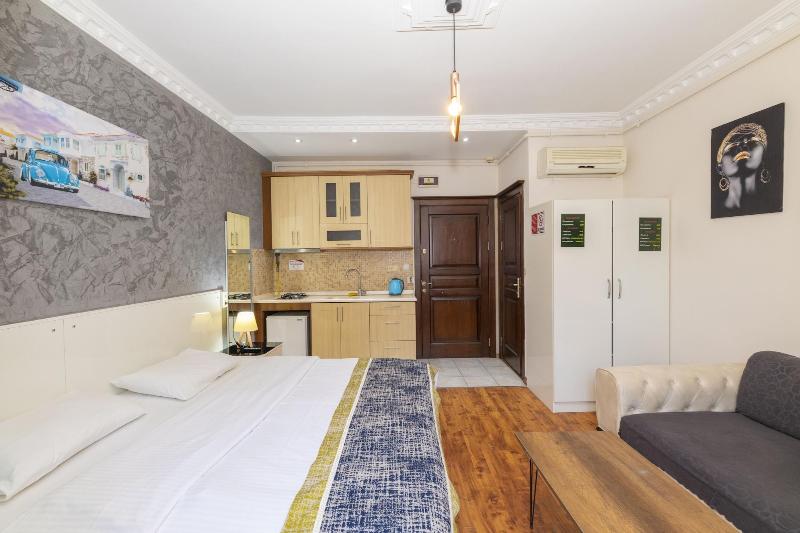 Opera House Hotel image