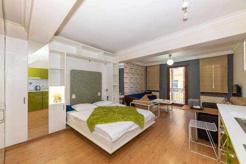 Opera House Hotel image