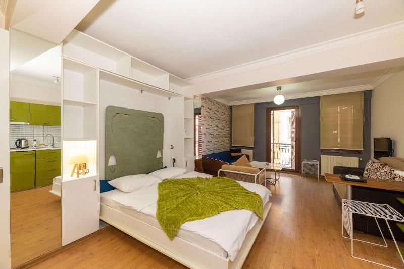 Opera House Hotel image