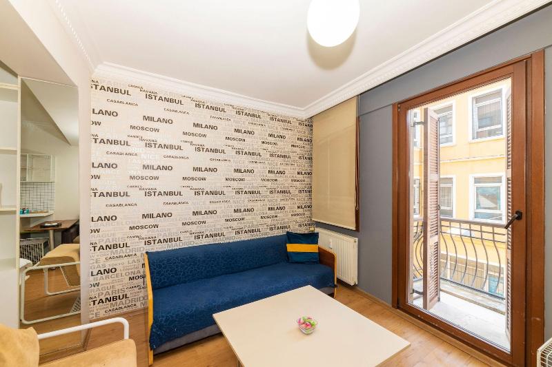 Opera House Hotel image