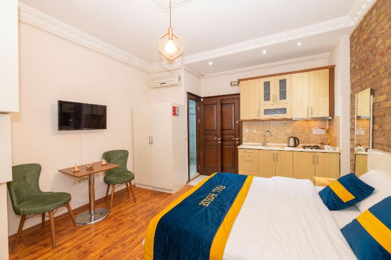 Opera House Hotel image
