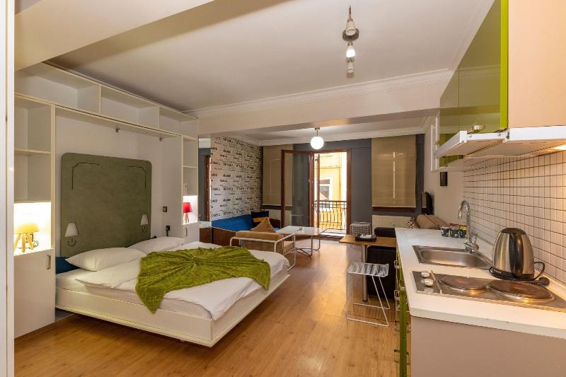 Opera House Hotel image