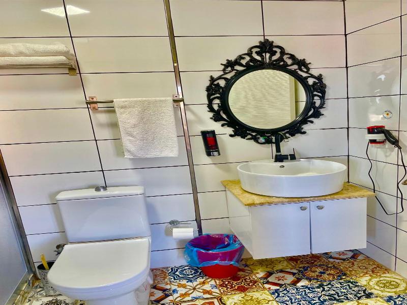 Barba Otel image