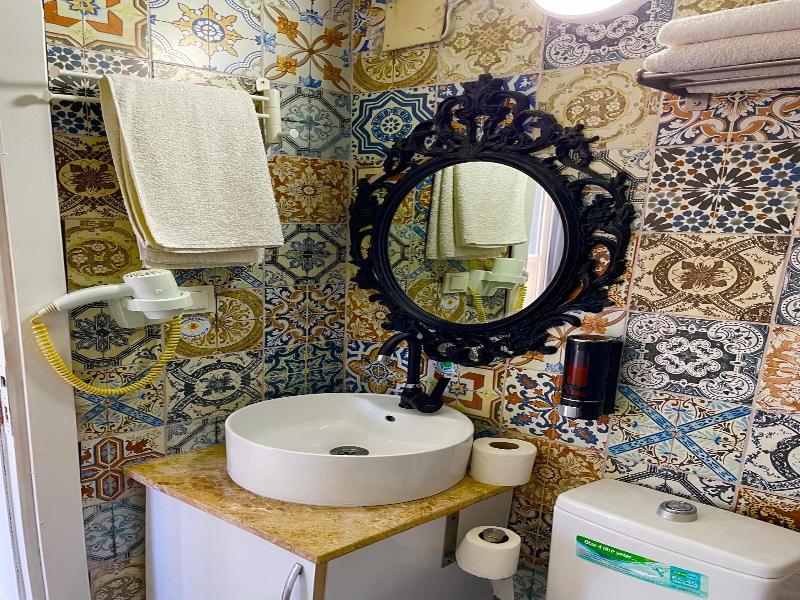 Barba Otel image