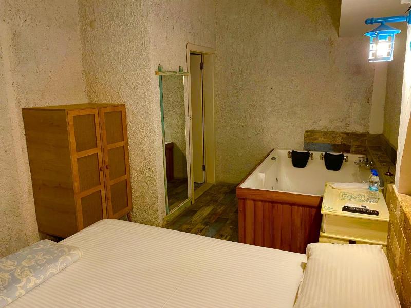 Barba Otel image