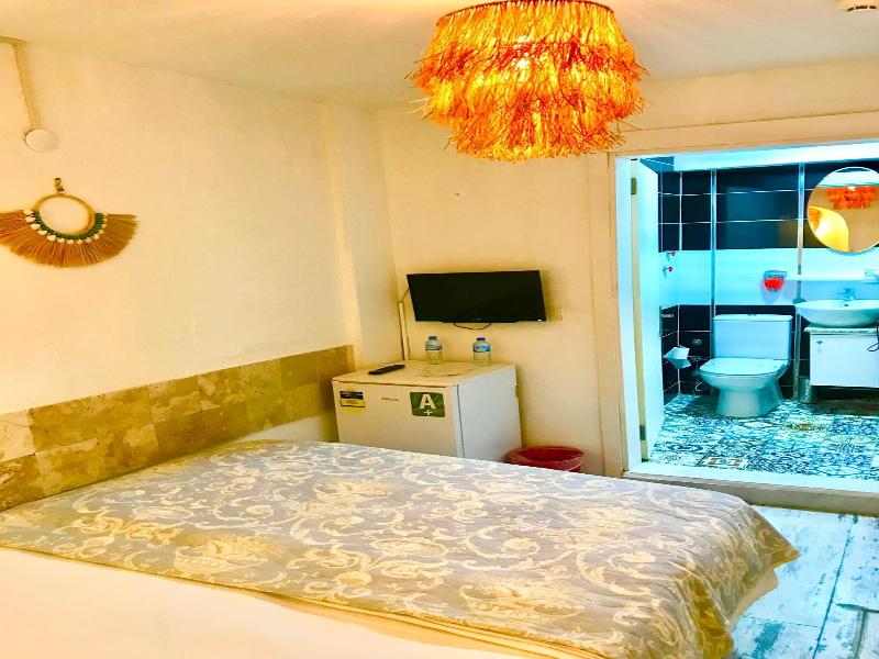 Barba Otel image