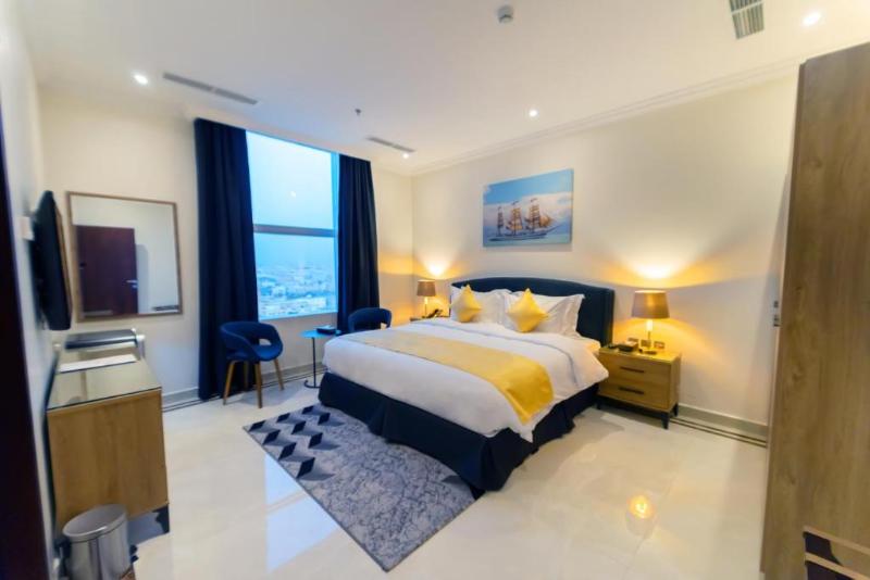 The Gate Hotel and Apartments image