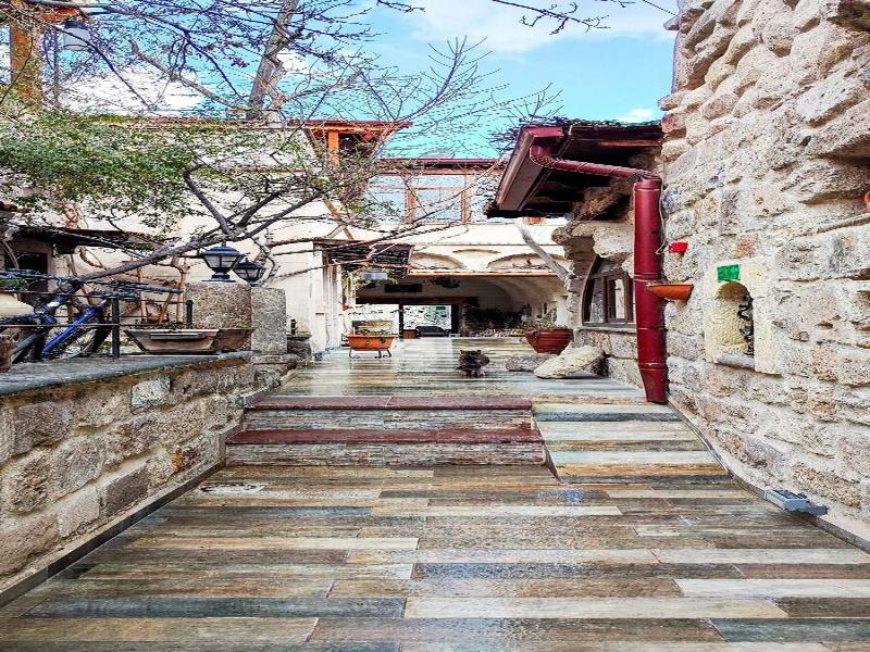 Vintage Cave House image