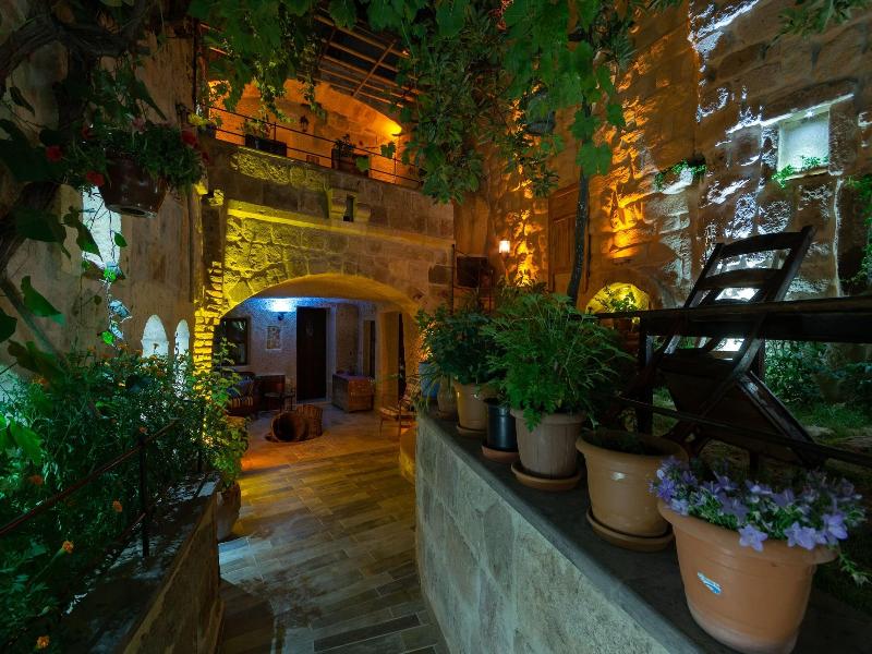 Vintage Cave House image