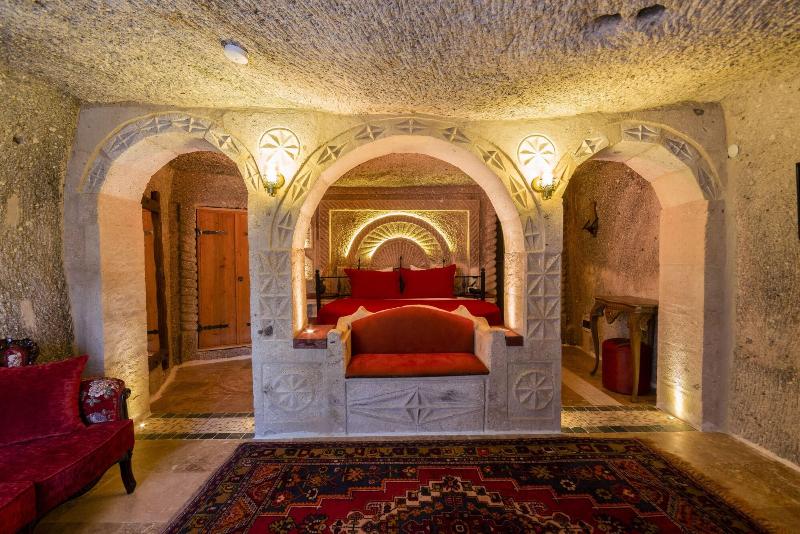 Vintage Cave House image