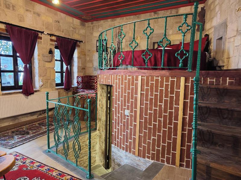Vintage Cave House image