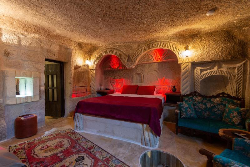 Vintage Cave House image